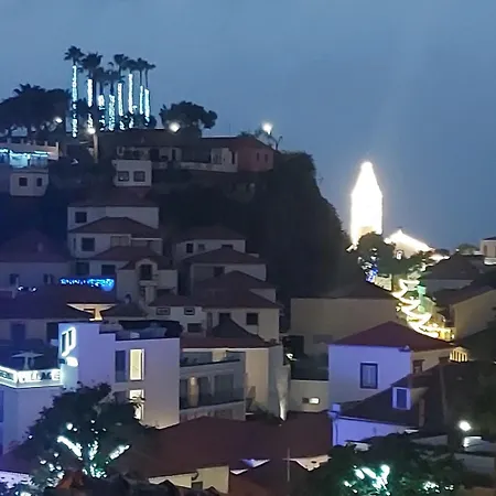 Maria's House * Câmara de Lobos